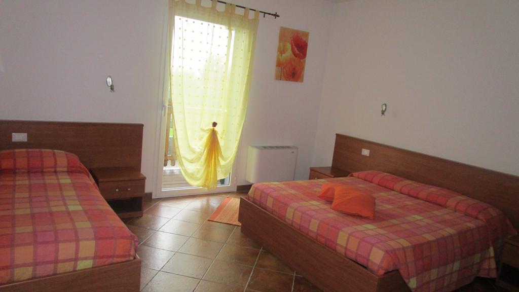 Hotel Al Castello Artegna Zimmer foto